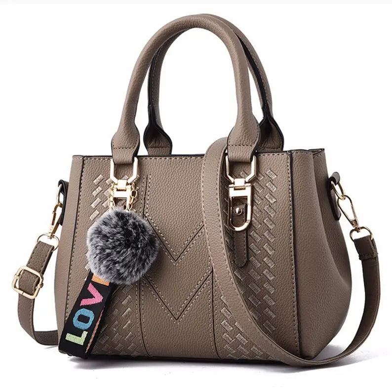 Mala Feminina Bordada em Couro | Messenger Bag | TUDOAKI SHOP