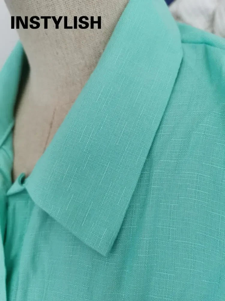 Conjunto Feminino de Linho - Blusa de Botoes e Calcas de Perna Larga