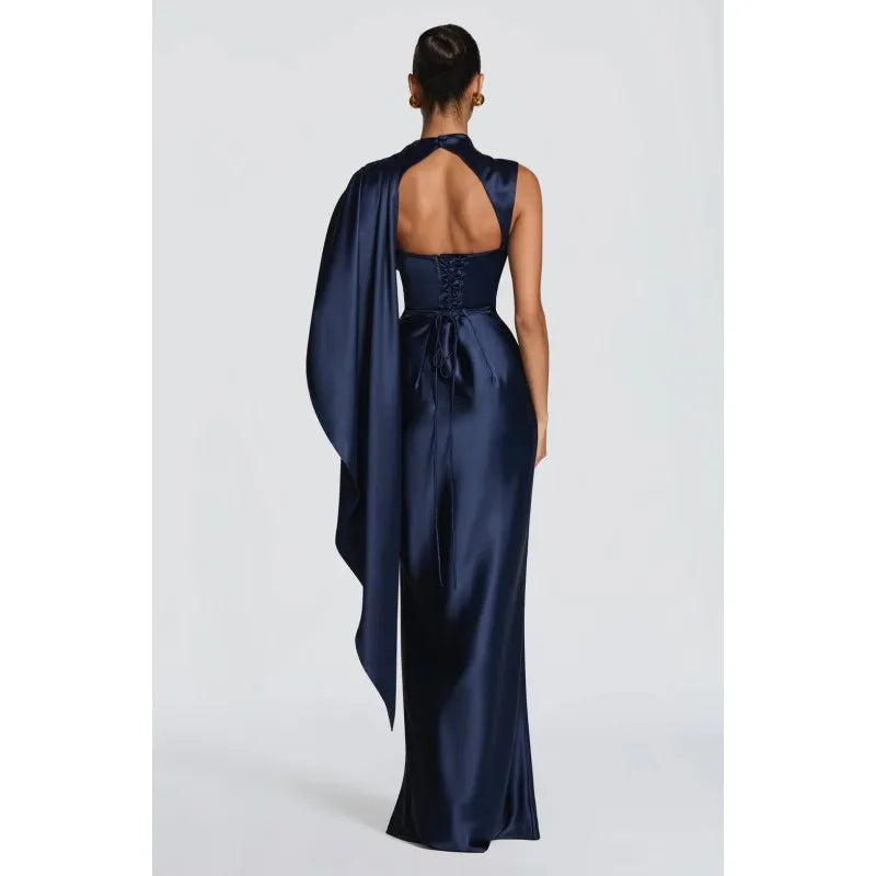 Vestido Longo de Festa em Cetim com Capa Drapeada e Gola Alta