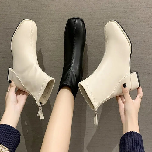 Botins Meias Femininos com Salto Quadrado e Plataforma — Estilo Retro Britânico