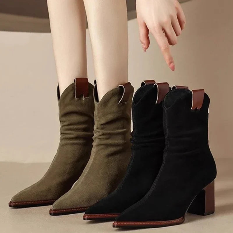 Botas Ankle Suede Salto Baixo Estilo Western Cowboy | Biqueira Pontiaguda | Tamanhos 35-40
