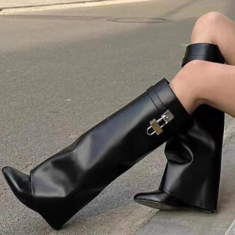 Botas Gothic Over-the-Knee Femininas com Cunha e Forro em Pelo — Estilo Biker Quente