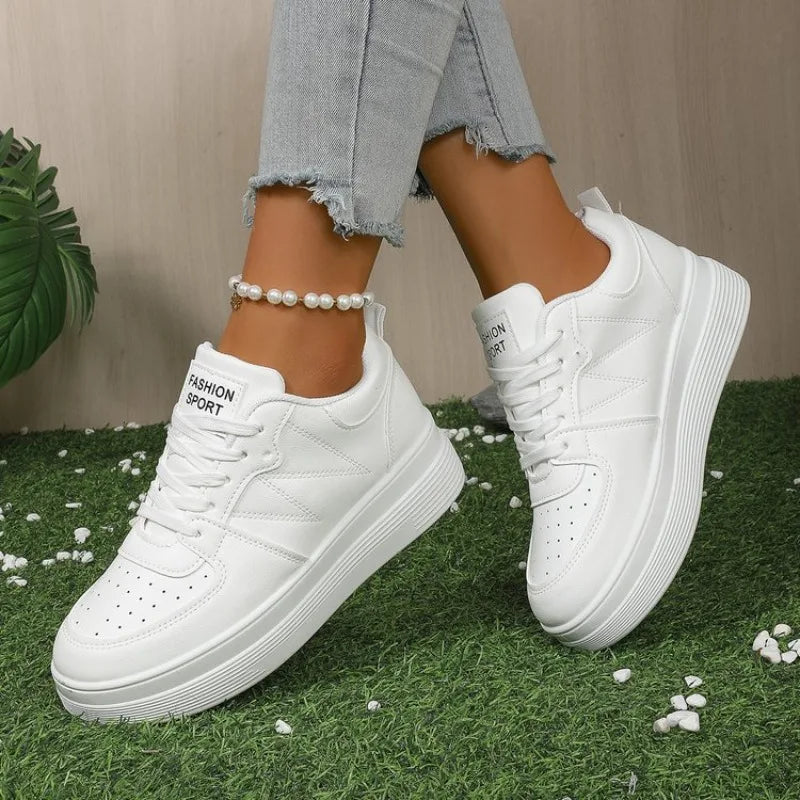 Sapatilhas Femininas Chunky com Plataforma | Bico Redondo e Atacadores