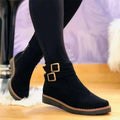 Botins Femininos de Camurça com Salto Baixo e Zip Lateral — Estilo College Inverno