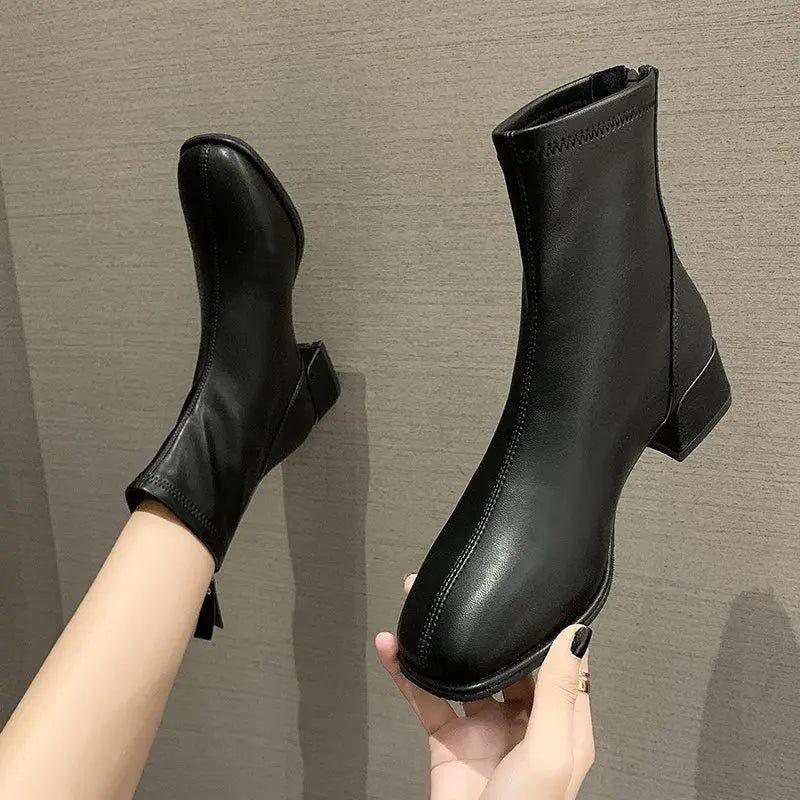 Botins Meias Femininos com Salto Quadrado e Plataforma — Estilo Retro Britânico
