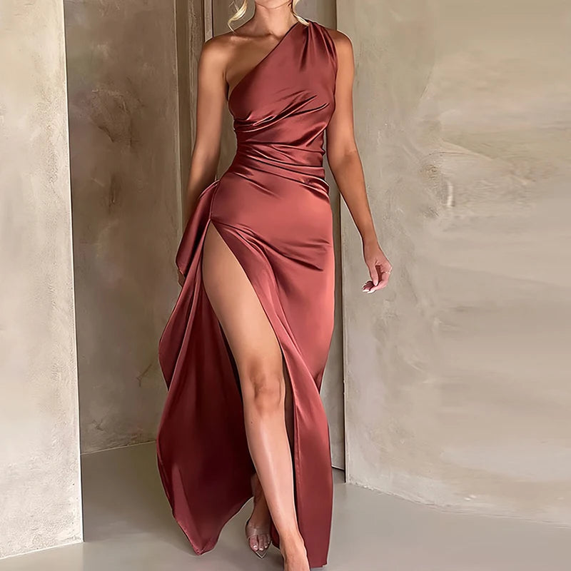 Vestido Longo de Festa com Um Ombro e Fenda em Várias Cores